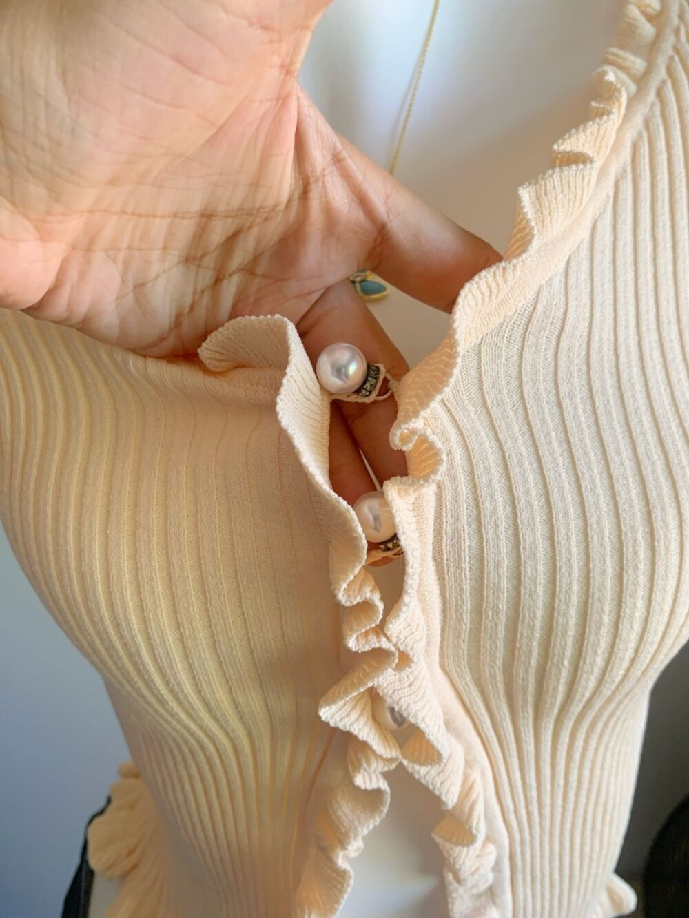 Ribbed Ruffle Pearl Button Knit Top XS - Picture 2 of 4